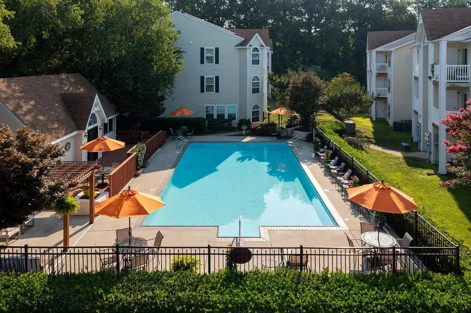 3 Bed 2 Bath Contemporary High-Rise Condo in Virginia Beach, VA - 3