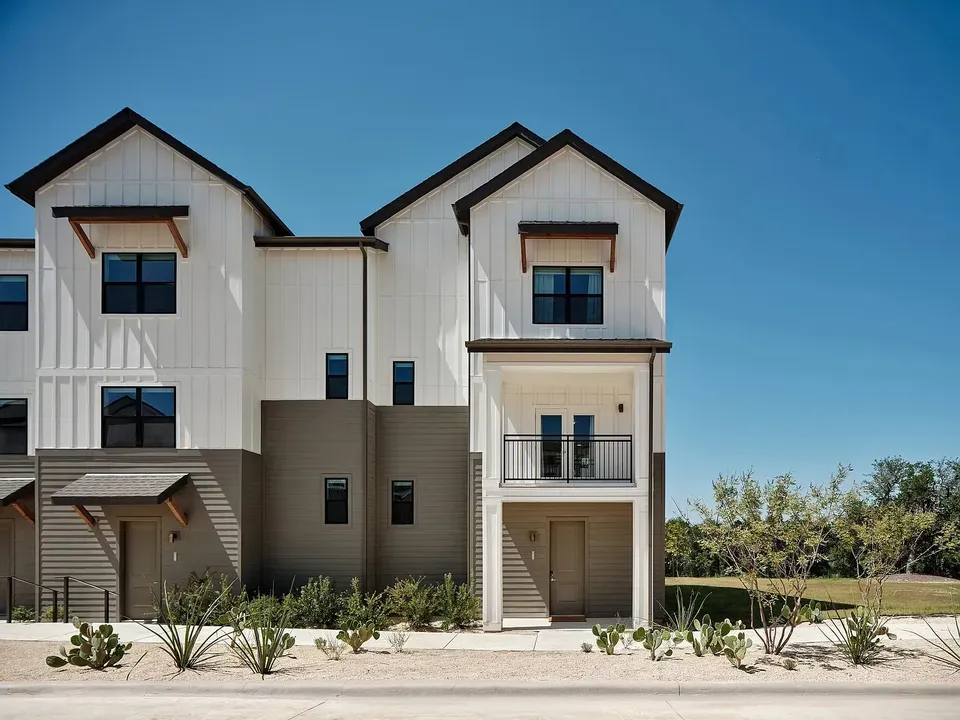 3 Bed 2 Bath Contemporary Multi-Level Townhome in Austin, TX - 1