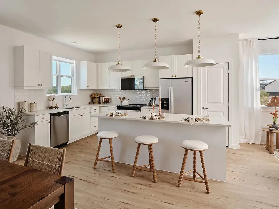 3 Bed 2 Bath Contemporary Multi-Level Townhome in Austin, TX - 2