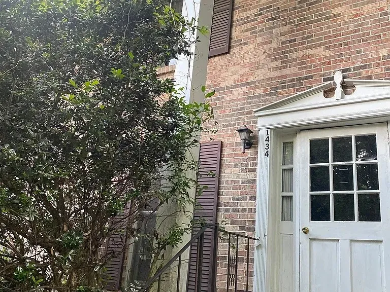 3 Bed 2 Bath Contemporary Multi-Level Townhome in Birmingham, AL