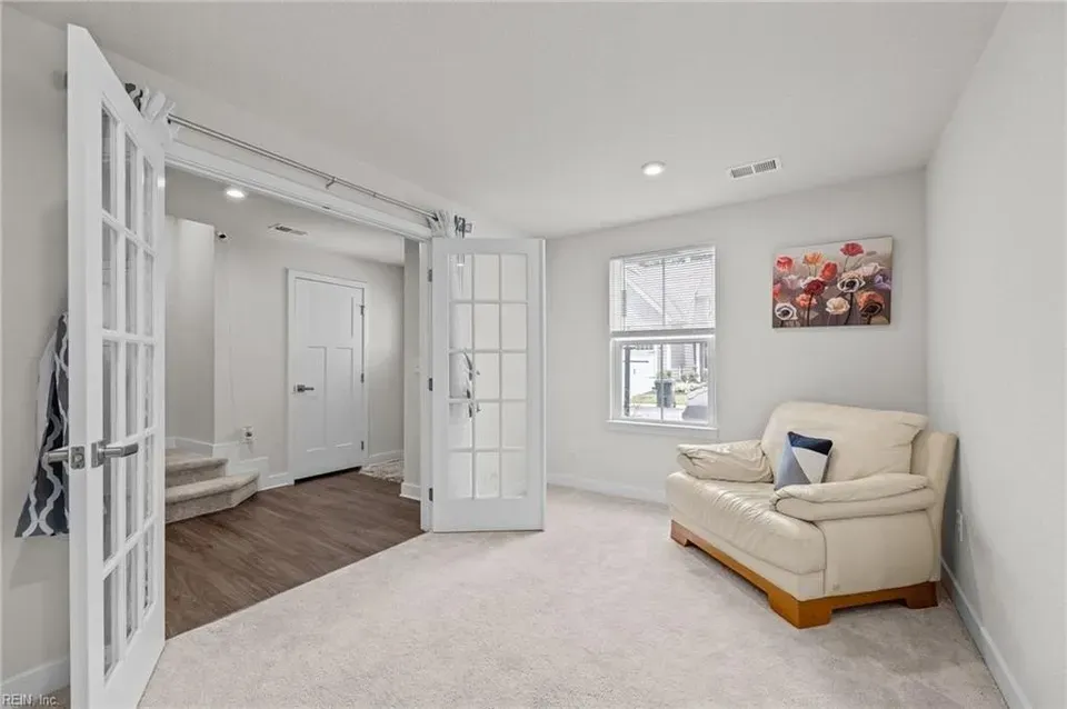 3 Bed 2 Bath Contemporary Multi-Level Townhome in Chesapeake, VA - 3