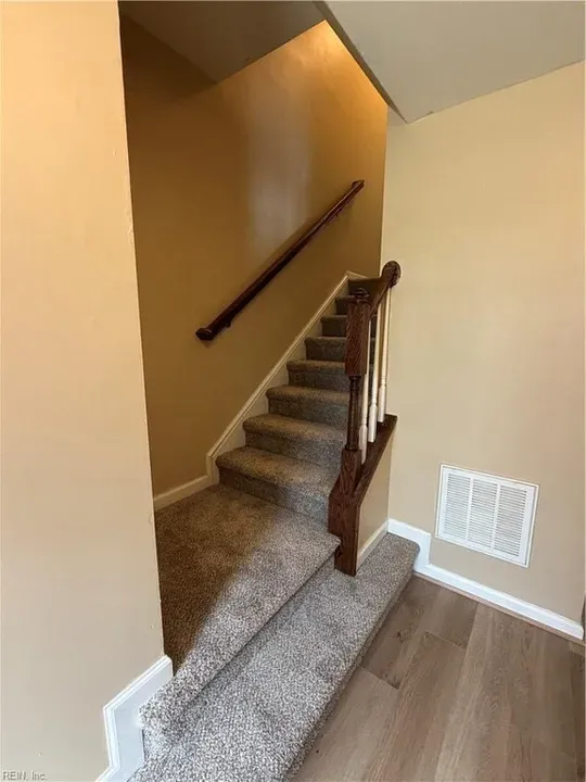 3 Bed 2 Bath Contemporary Multi-Level Townhome in Chesapeake, VA - 4