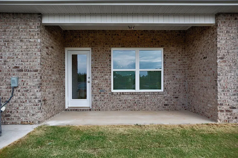 3 Bed 2 Bath Contemporary Multi-Level Townhome in Huntsville, AL - 4