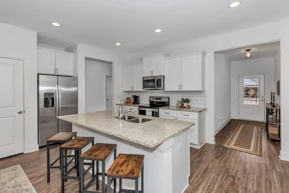 3 Bed 2 Bath Contemporary Multi-Level Townhome in Huntsville, AL - 5