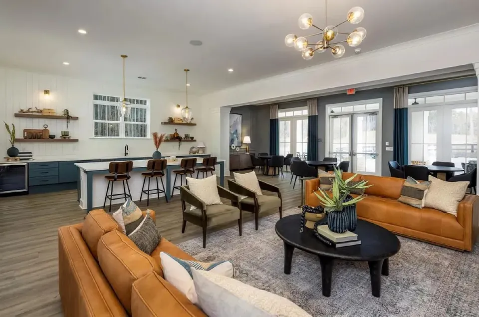 3 Bed 2 Bath Contemporary Multi-Level Townhome in Huntsville, AL - 5