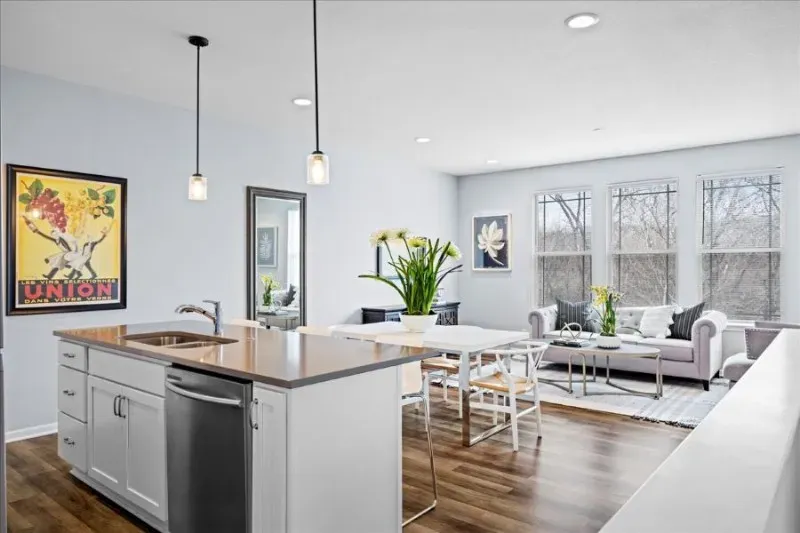 3 Bed 2 Bath Contemporary Multi-Level Townhome in Kansas City, KS - 4