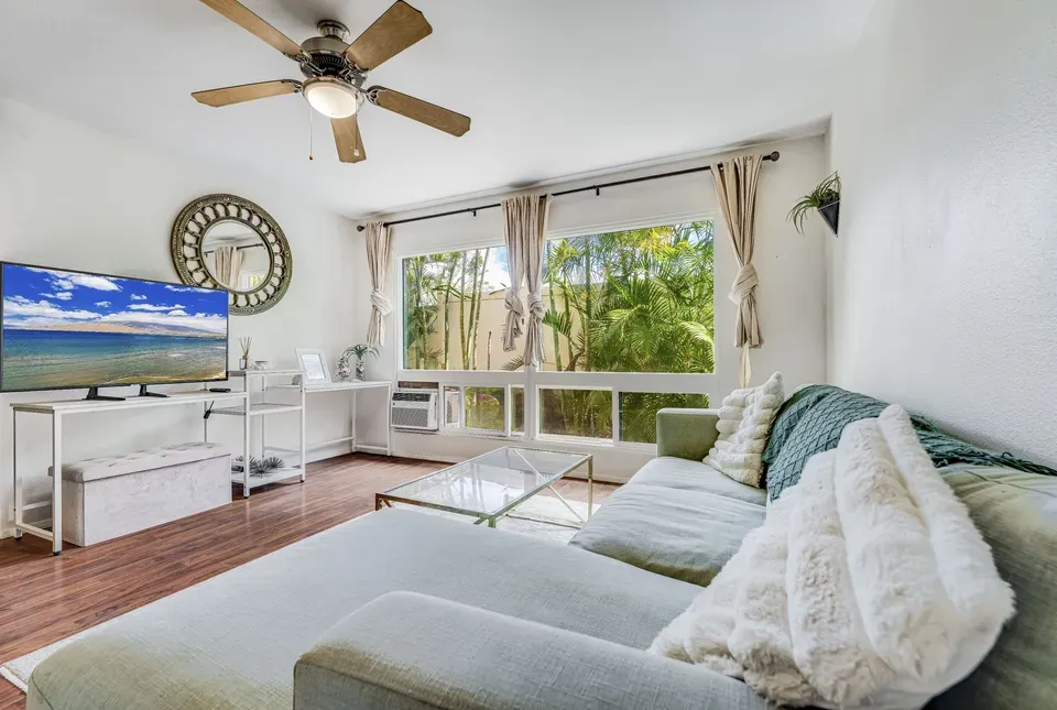 3 Bed 2 Bath Contemporary Multi-Level Townhome in Maui, HI - 4