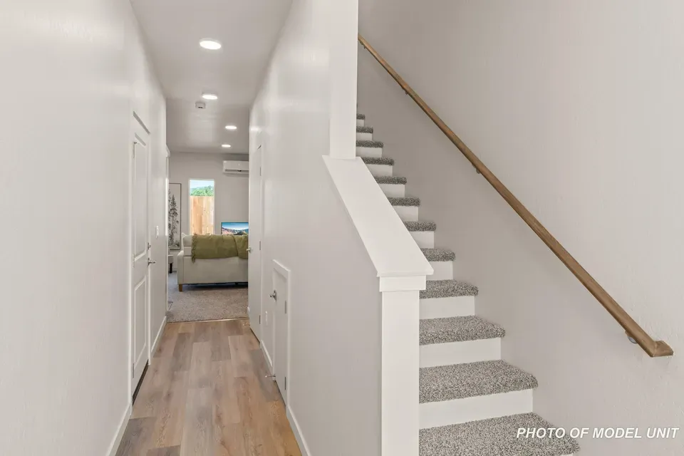3 Bed 2 Bath Contemporary Multi-Level Townhome in Medford, OR - 4