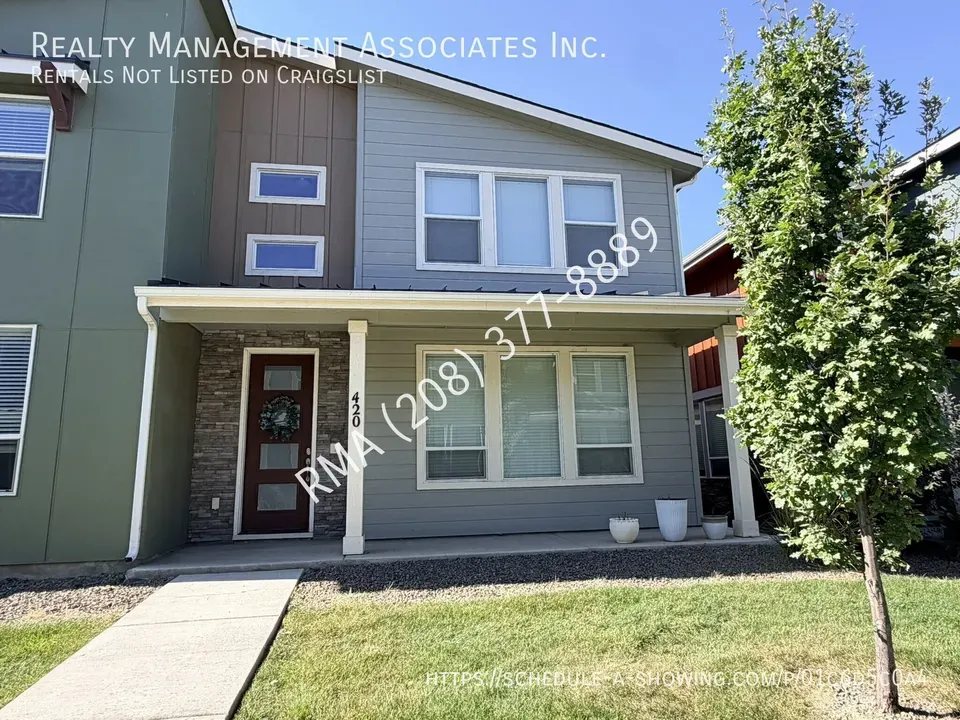 3 Bed 2 Bath Contemporary Multi-Level Townhome in Meridian, ID