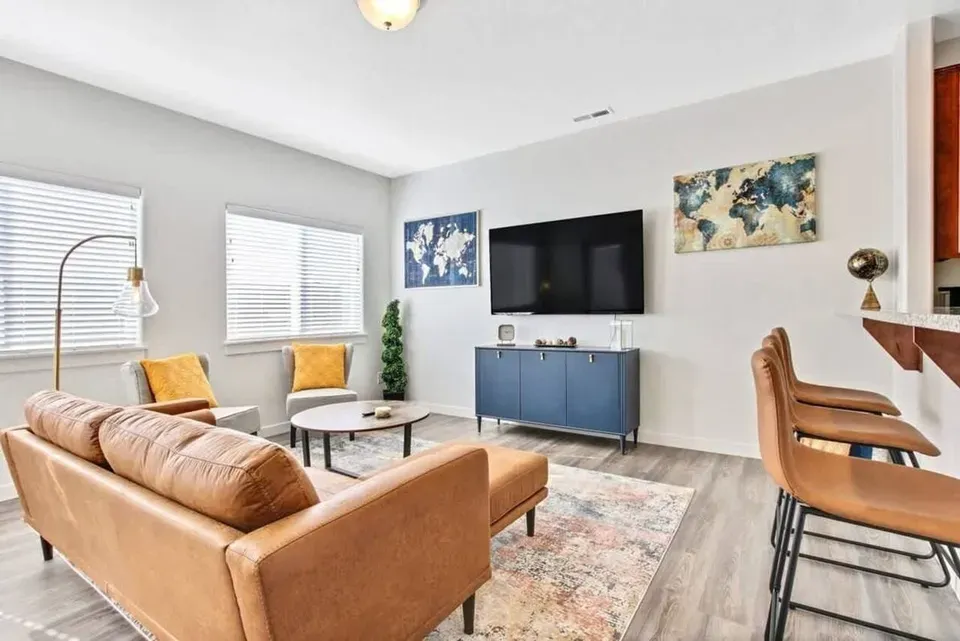 3 Bed 2 Bath Contemporary Multi-Level Townhome in Nampa, ID