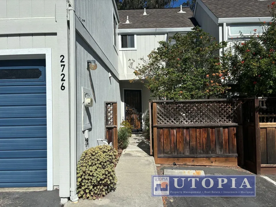 3 Bed 2 Bath Contemporary Multi-Level Townhome in Santa Cruz, CA - 2