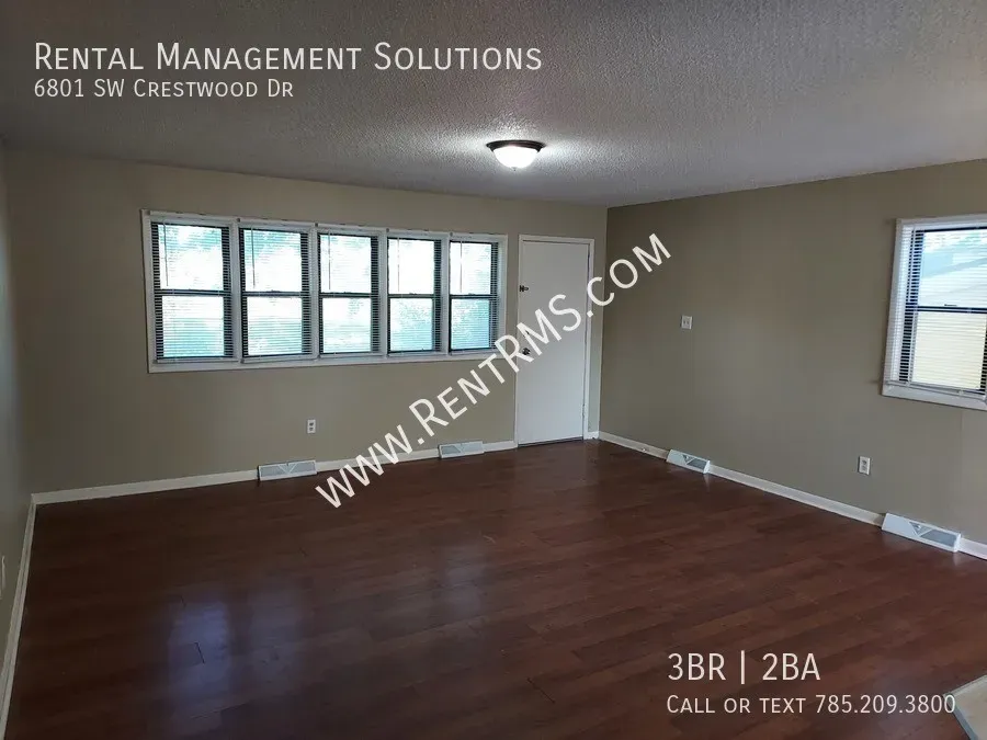 3 Bed 2 Bath Contemporary Multi-Level Townhome in Topeka, KS - 2