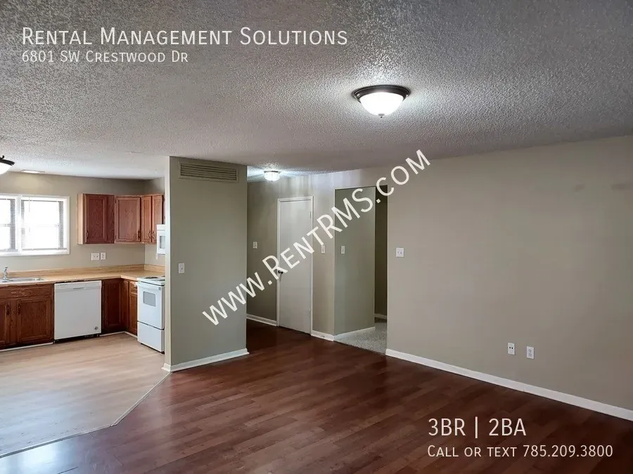 3 Bed 2 Bath Contemporary Multi-Level Townhome in Topeka, KS - 4