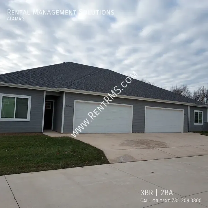 3 Bed 2 Bath Contemporary Multi-Level Townhome in Topeka, KS - 3