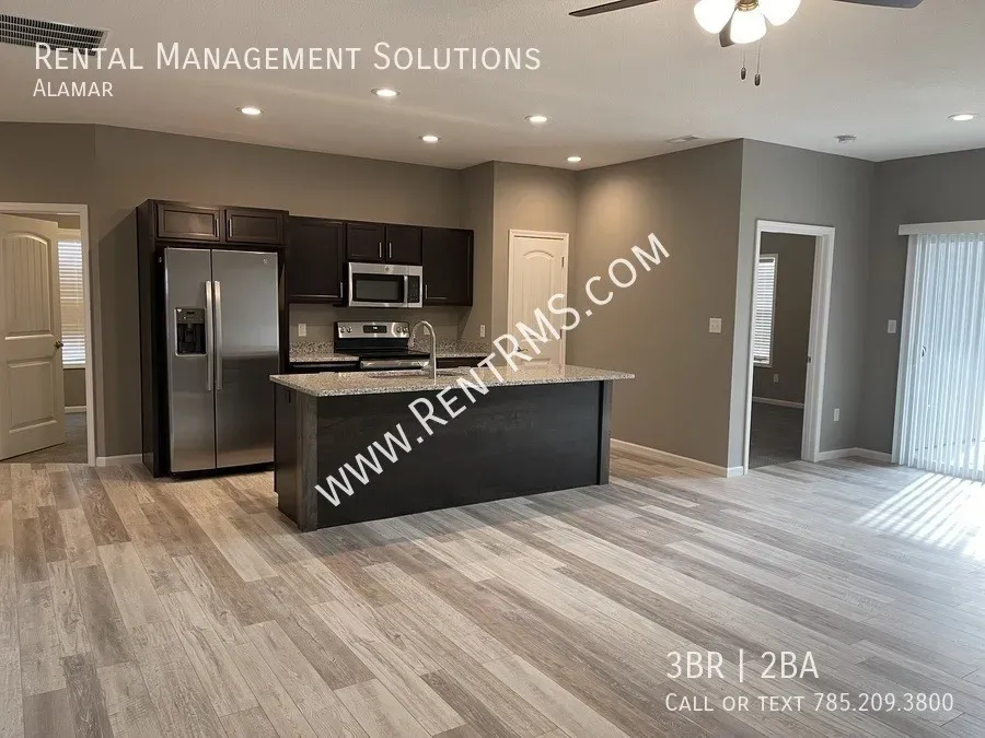 3 Bed 2 Bath Contemporary Multi-Level Townhome in Topeka, KS - 5
