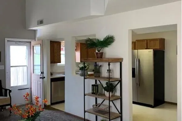3 Bed 2 Bath Contemporary Multi-Level Townhome in Topeka, KS - 5
