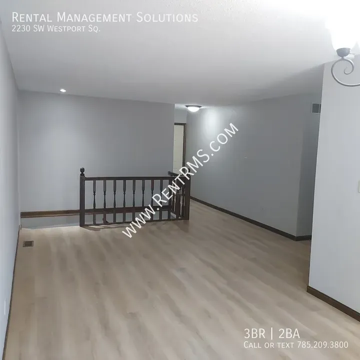 3 Bed 2 Bath Contemporary Multi-Level Townhome in Topeka, KS - 4