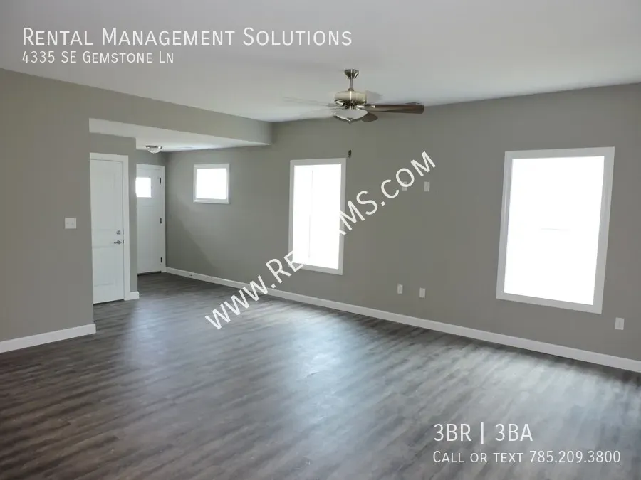 3 Bed 2 Bath Contemporary Multi-Level Townhome in Topeka, KS - 2