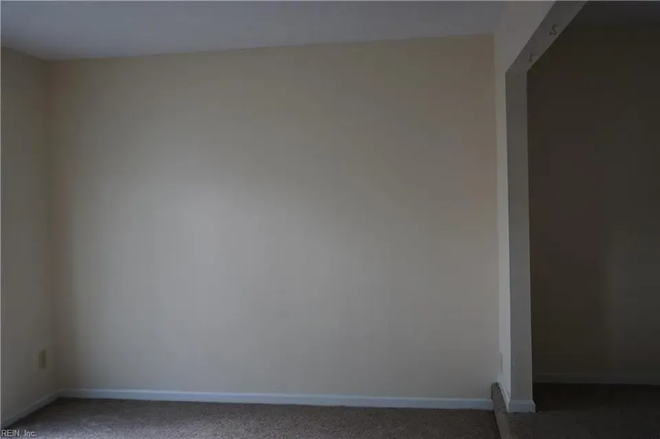 3 Bed 2 Bath Contemporary Multi-Level Townhome in Virginia Beach, VA - 3