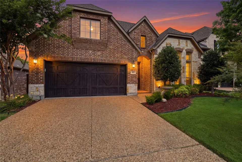 3 Bed 2 Bath Established Contemporary Home in Allen, TX - 2
