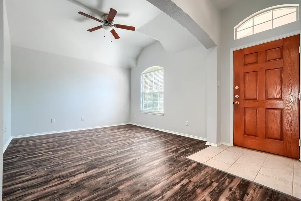 3 Bed 2 Bath Established Contemporary Home in Allen, TX - 4