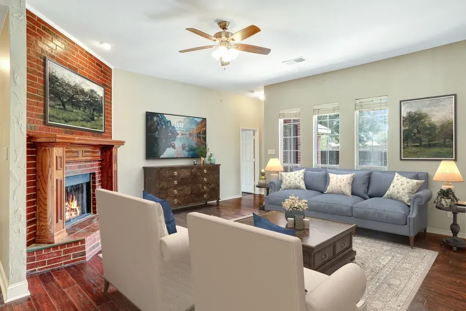 3 Bed 2 Bath Established Contemporary Home in Allen, TX - 4