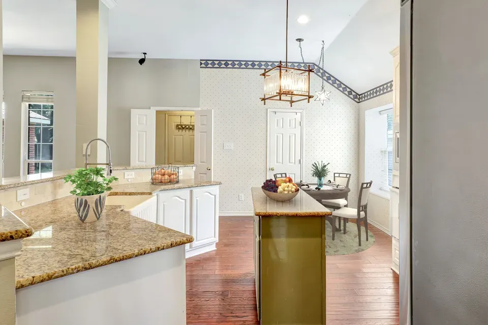 3 Bed 2 Bath Established Contemporary Home in Allen, TX - 5