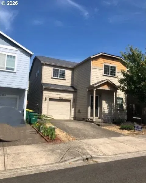 3 Bed 2 Bath Established Contemporary Home in Beaverton, OR - 3