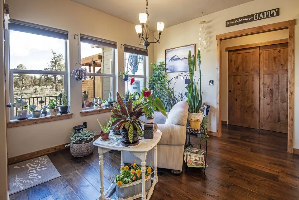 3 Bed 2 Bath Established Contemporary Home in Bend, OR - 3