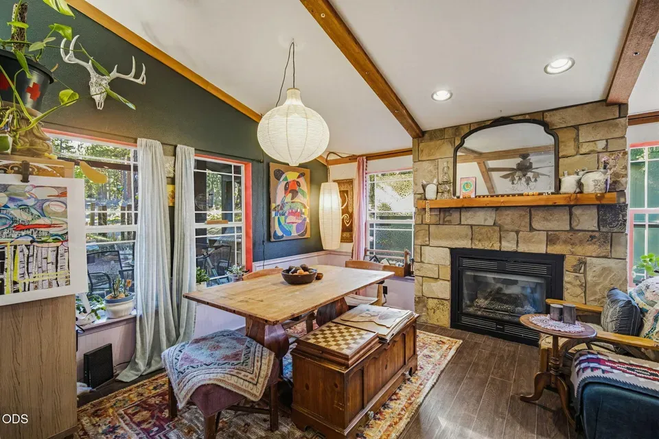 3 Bed 2 Bath Established Contemporary Home in Bend, OR - 5