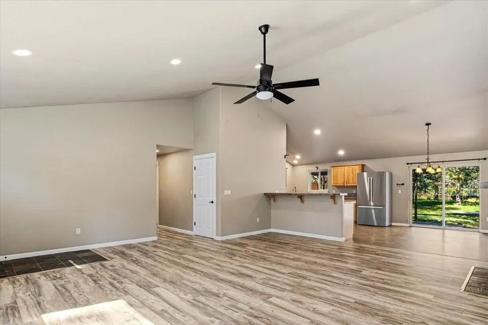 3 Bed 2 Bath Established Contemporary Home in Bend, OR - 5