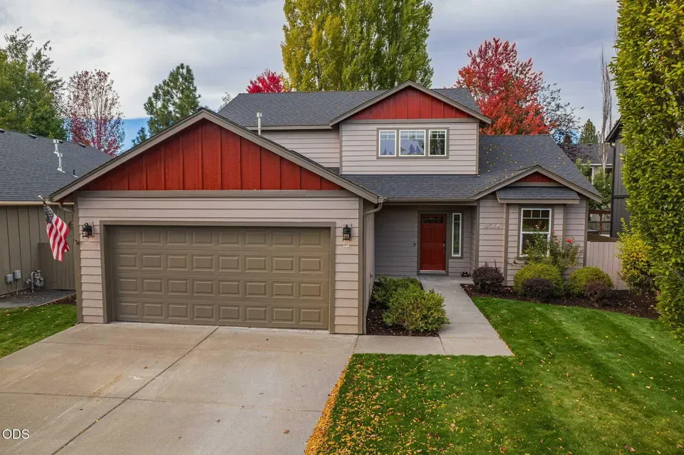 3 Bed 2 Bath Established Contemporary Home in Bend, OR - 2