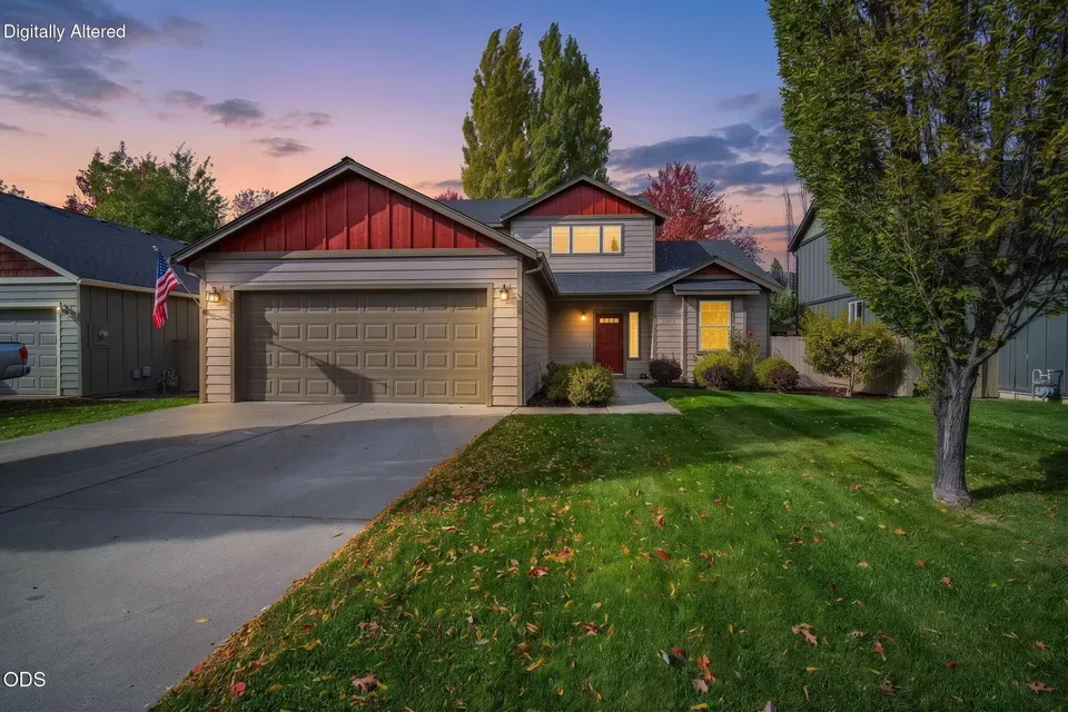 3 Bed 2 Bath Established Contemporary Home in Bend, OR - 4
