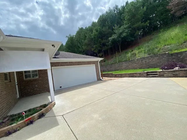 3 Bed 2 Bath Established Contemporary Home in Birmingham, AL - 4