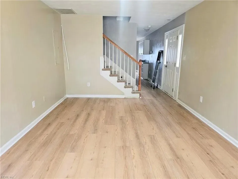3 Bed 2 Bath Established Contemporary Home in Chesapeake, VA - 2