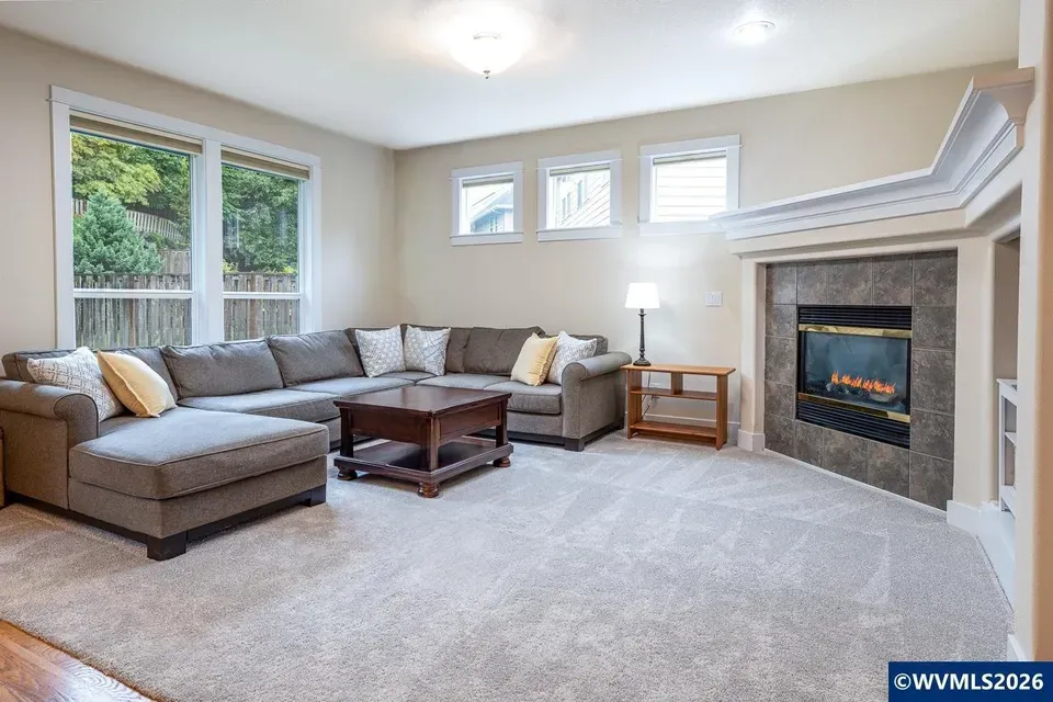 3 Bed 2 Bath Established Contemporary Home in Corvallis, OR - 5