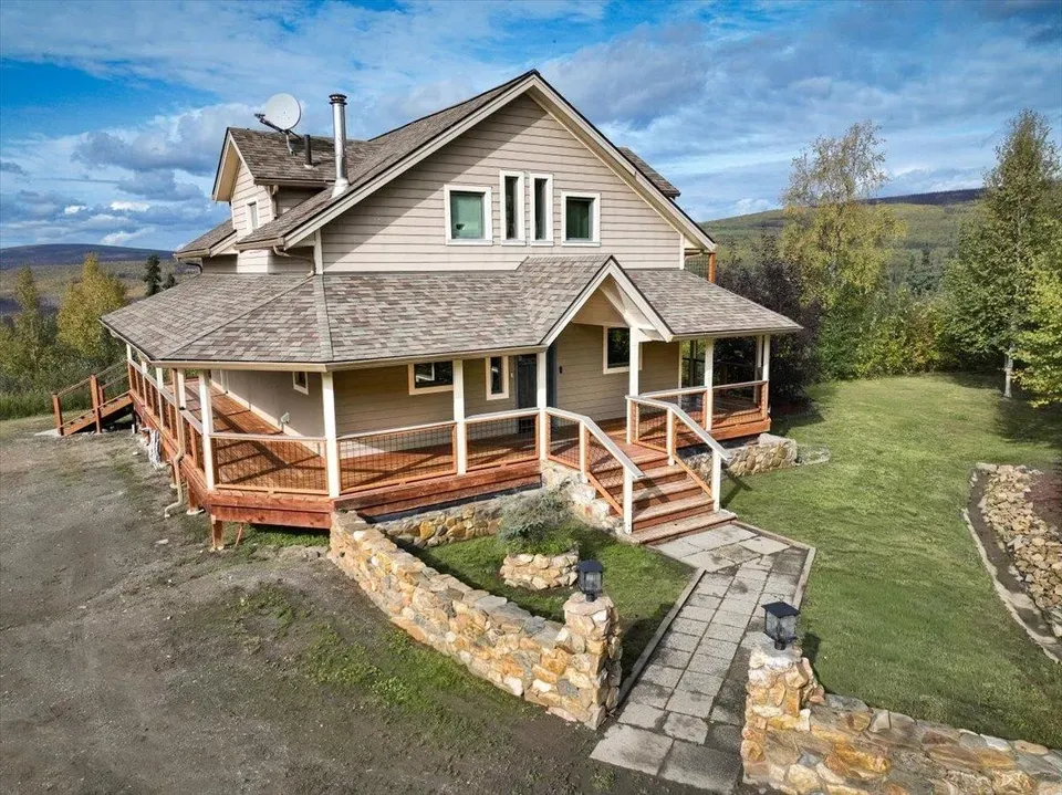 3 Bed 2 Bath Established Contemporary Home in Fairbanks, AK