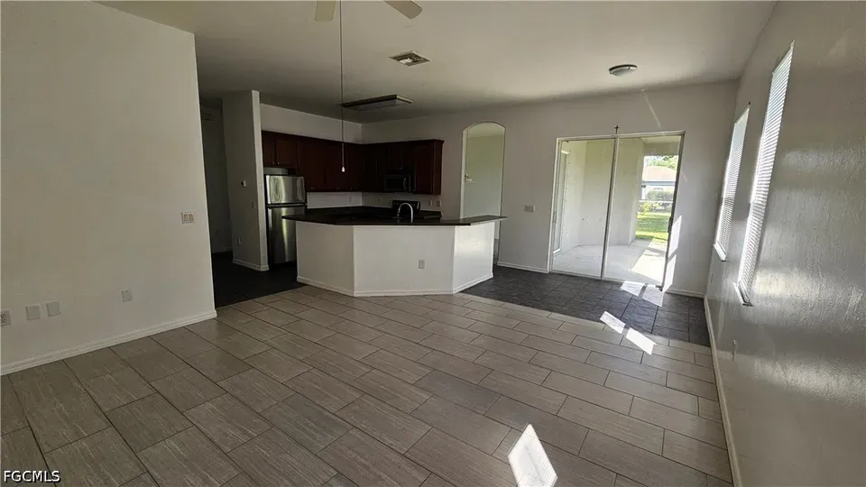 3 Bed 2 Bath Established Contemporary Home in Fort Myers, FL - 4