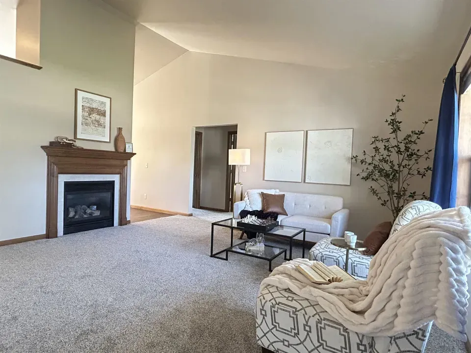 3 Bed 2 Bath Established Contemporary Home in Green Bay, WI - 5