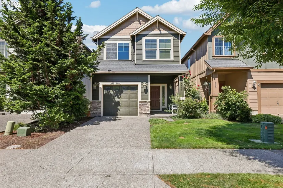 3 Bed 2 Bath Established Contemporary Home in Hillsboro, OR - 1