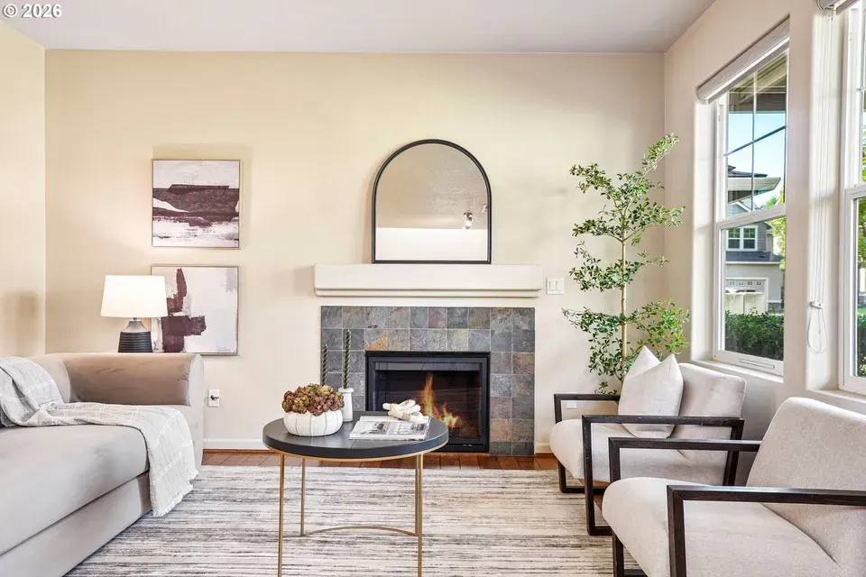 3 Bed 2 Bath Established Contemporary Home in Hillsboro, OR - 5