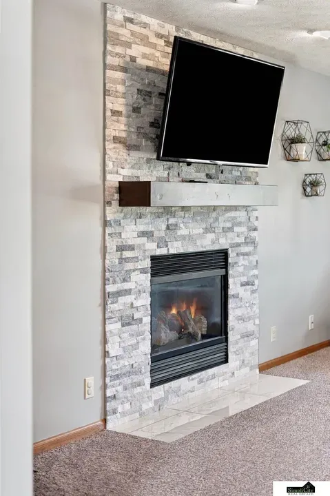 3 Bed 2 Bath Established Contemporary Home in Lincoln, NE - 5