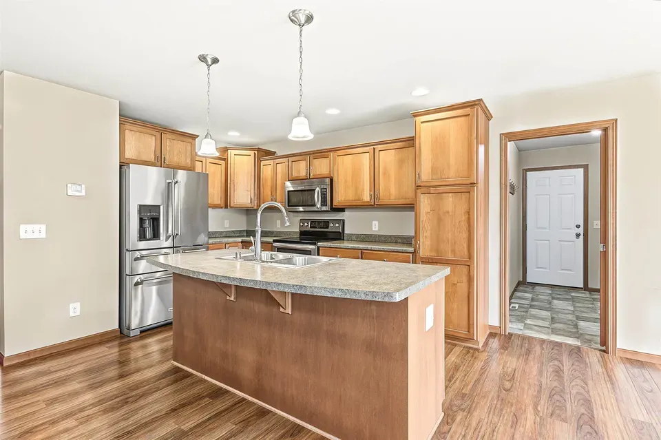 3 Bed 2 Bath Established Contemporary Home in Madison, WI - 3
