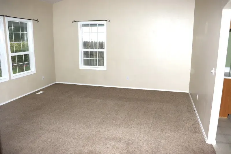 3 Bed 2 Bath Established Contemporary Home in Nampa, ID - 3
