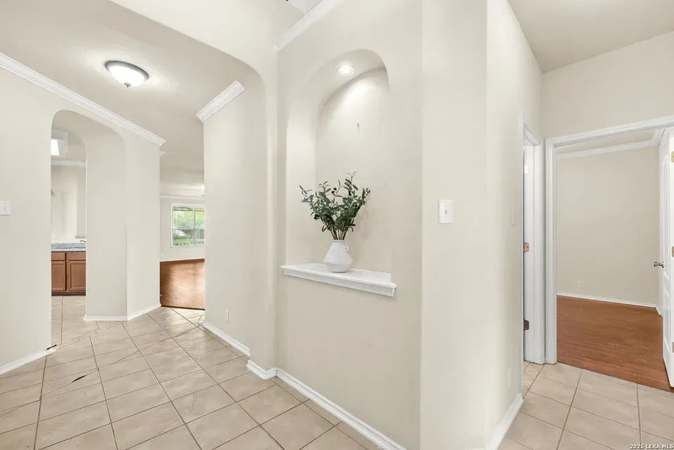 3 Bed 2 Bath Established Contemporary Home in New Braunfels, TX - 5