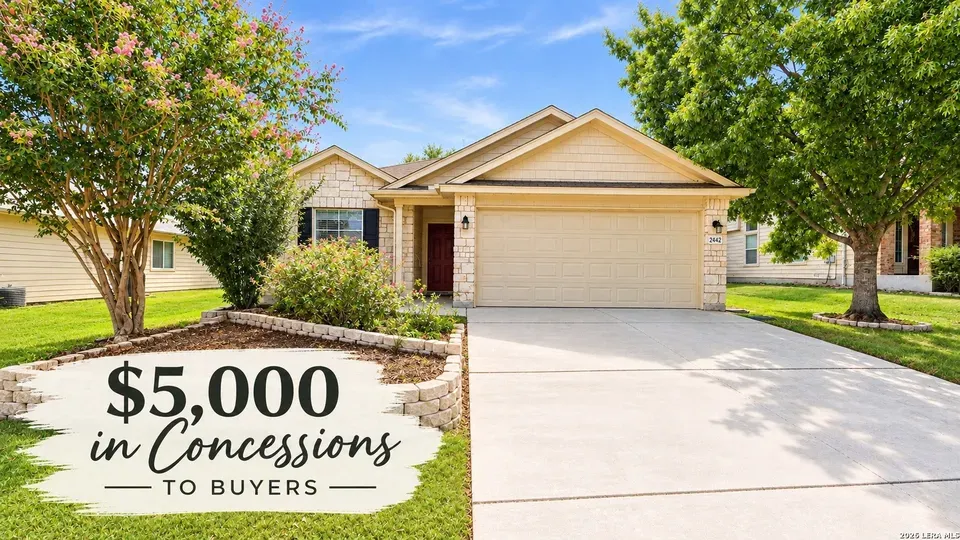 3 Bed 2 Bath Established Contemporary Home in New Braunfels, TX - 1