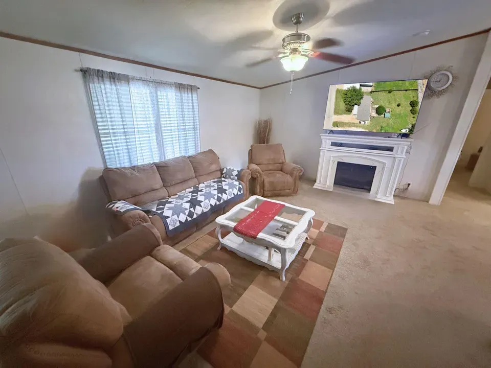 3 Bed 2 Bath Established Contemporary Home in New Braunfels, TX - 5