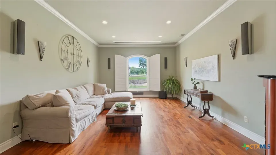 3 Bed 2 Bath Established Contemporary Home in New Braunfels, TX - 5