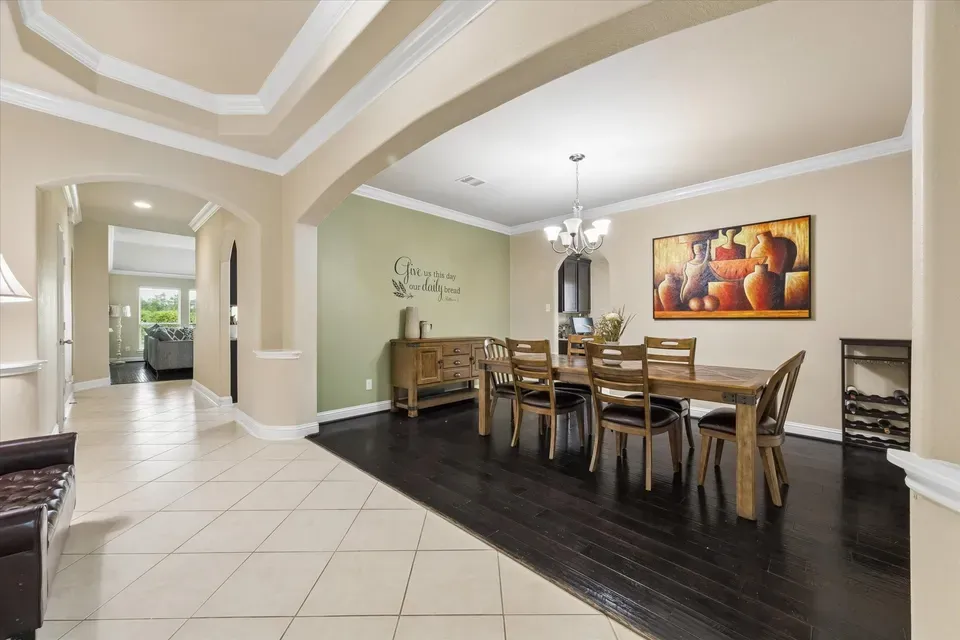 3 Bed 2 Bath Established Contemporary Home in Pearland, TX - 5