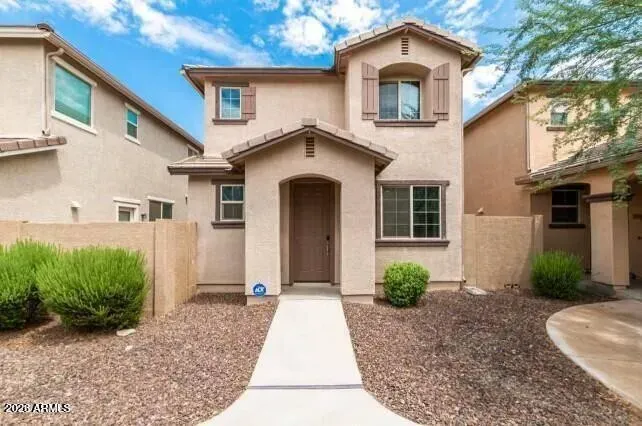 3 Bed 2 Bath Established Contemporary Home in Phoenix, AZ - 1